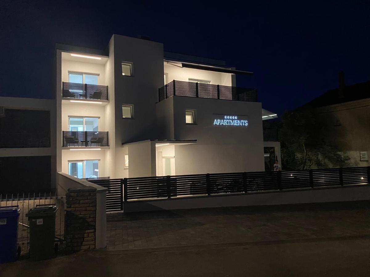 Apartmani Kumenat Биоград-на-Мору Экстерьер фото