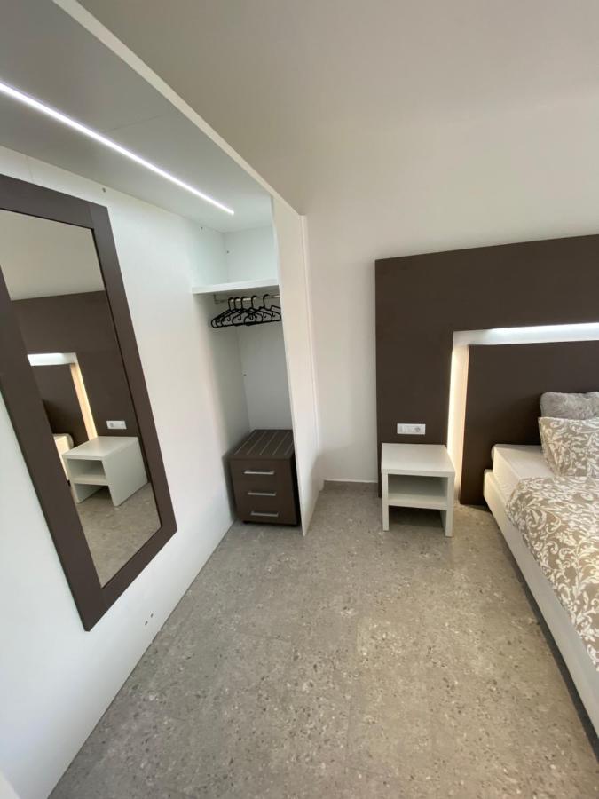 Apartmani Kumenat Биоград-на-Мору Экстерьер фото