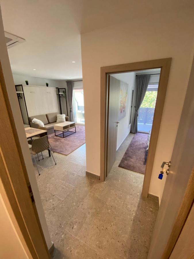 Apartmani Kumenat Биоград-на-Мору Экстерьер фото