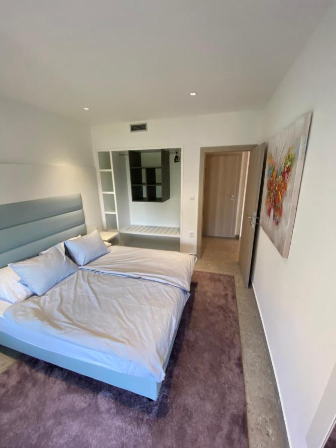 Apartmani Kumenat Биоград-на-Мору Экстерьер фото