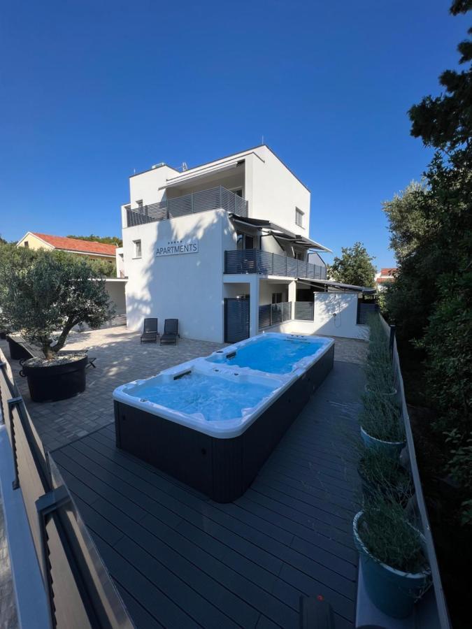 Apartmani Kumenat Биоград-на-Мору Экстерьер фото